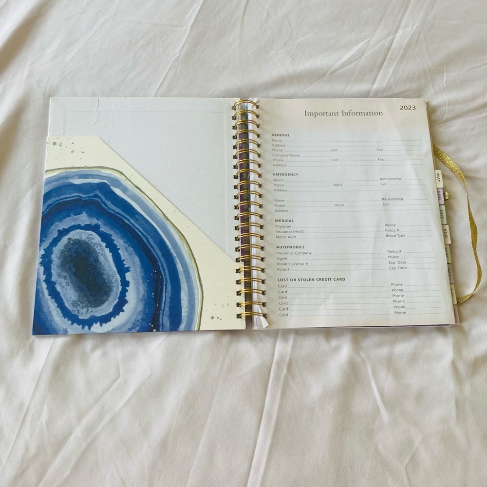 Daily Planner (Includes Stickers!) - Picture 5 of 9